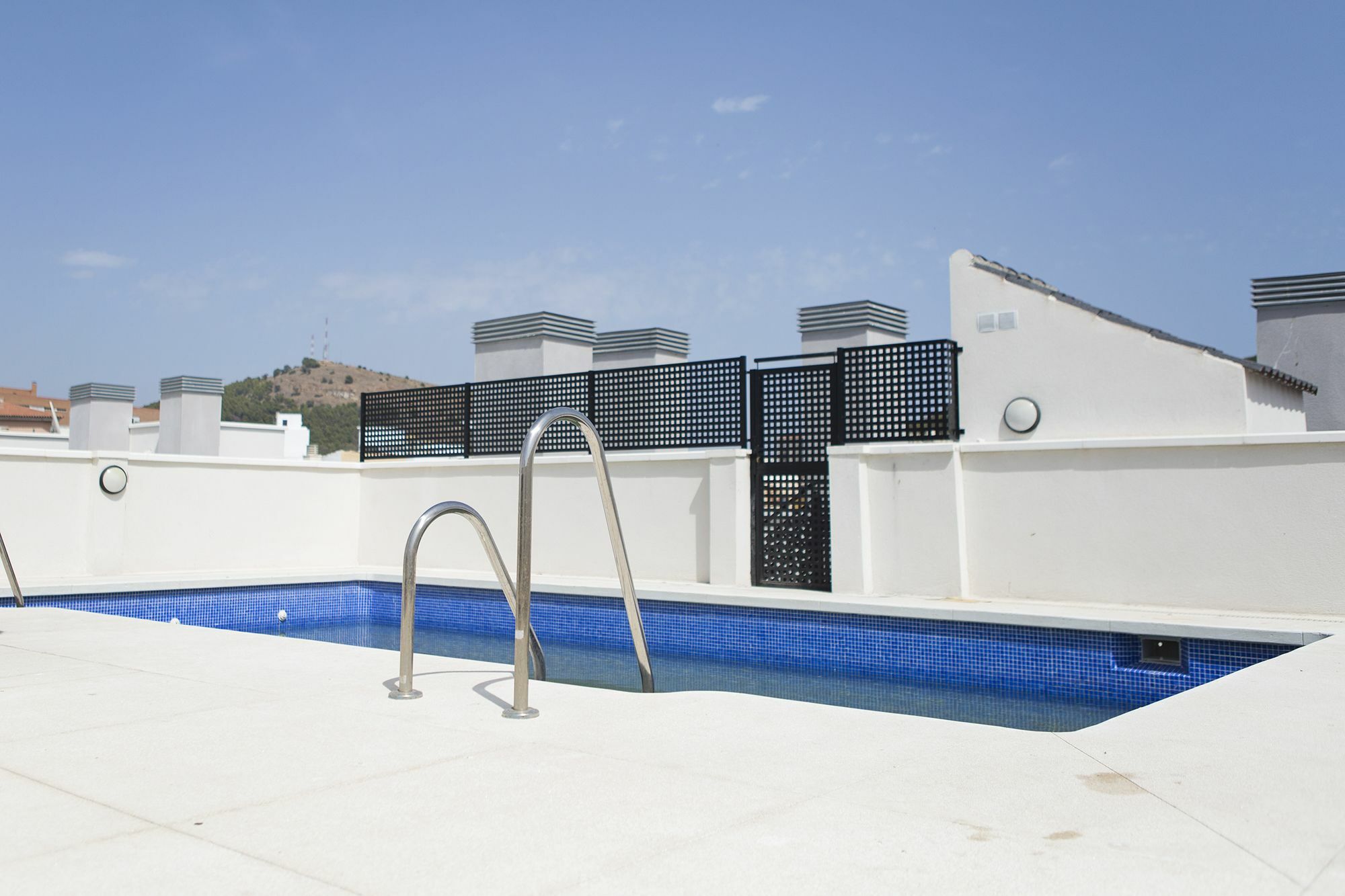 Suncity Refino Oriental Con Piscina Malaga Exterior photo